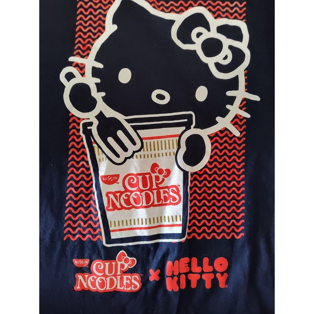 Hello Kitty x Nissin Cup Noodles Collaboration T-Shirt Navy Blue Womens Sz 2X - Picture 2 of 6